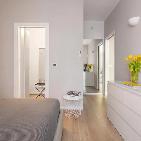 Solari Apartment, Fashion Street * Milano